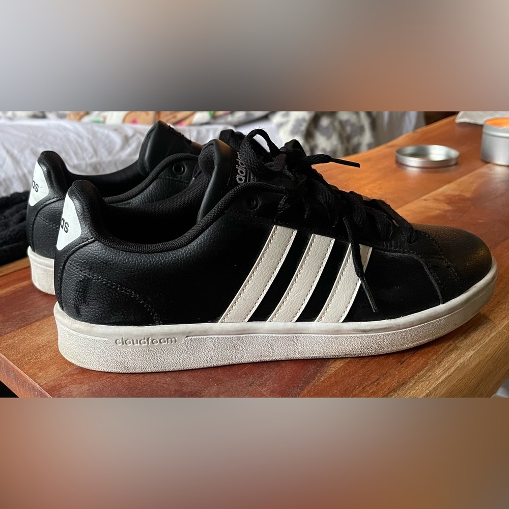 Addias Cloudfoam Sneakers